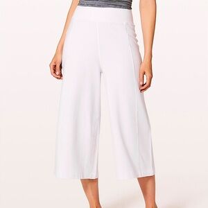 Lululemon Blissed Out Culottes, White, Size 10, NWOT